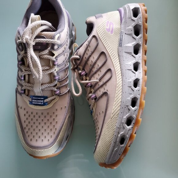 Sneakers - Picture 3 of 8